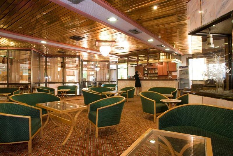 Galil Hotel Нетания Екстериор снимка